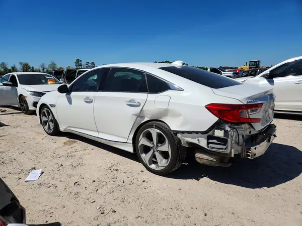 1HGCV2F9XLA029747 2020 HONDA ACCORD - Image 2
