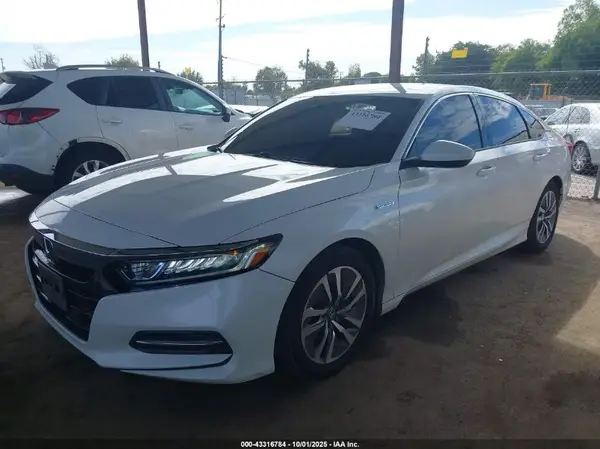 1HGCV3F10KA013605 2019 HONDA ACCORD - Image 2