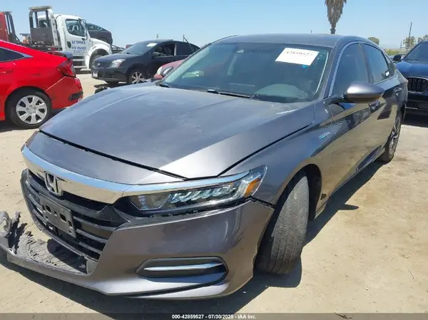 1HGCV3F10KA020537 2019 HONDA ACCORD - Image 2