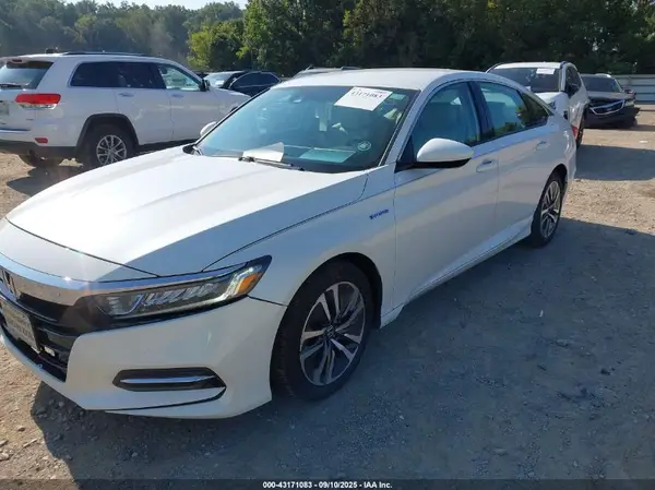 1HGCV3F11JA010260 2018 HONDA ACCORD - Image 2