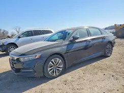 1HGCV3F11JA010856 2018 HONDA ACCORD