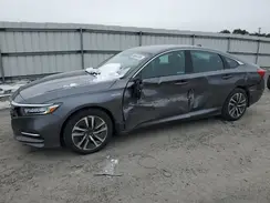 1HGCV3F11KA020305 2019 HONDA ACCORD