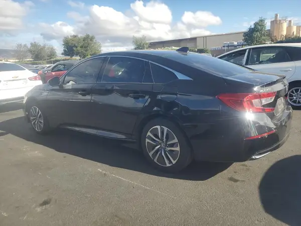 1HGCV3F11MA017617 2021 HONDA ACCORD - Image 2