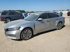 1HGCV3F12JA009604 2018 HONDA ACCORD
