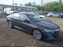1HGCV3F12JA010817 2018 HONDA ACCORD