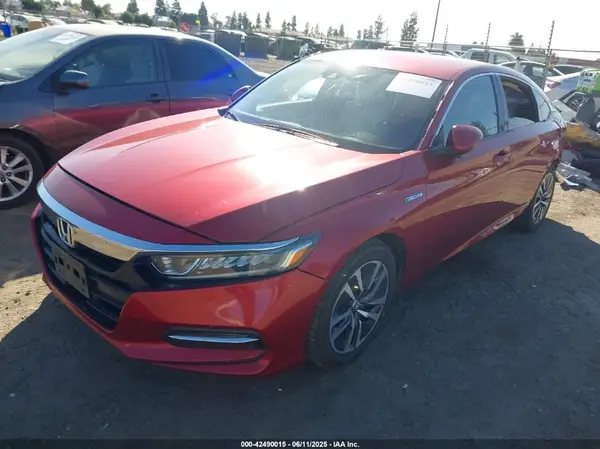 1HGCV3F12JA015807 2018 HONDA ACCORD - Image 2