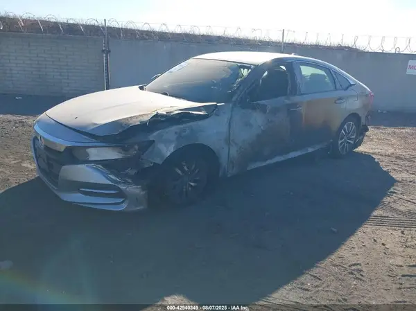 1HGCV3F12KA010110 2019 HONDA ACCORD - Image 2