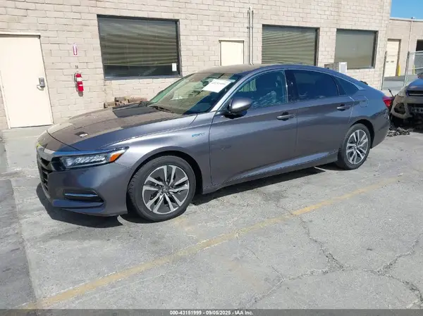 1HGCV3F12KA016134 2019 HONDA ACCORD - Image 2
