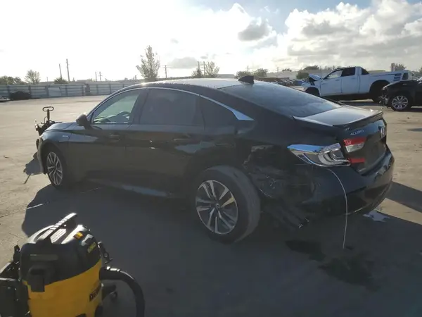 1HGCV3F13JA007196 2018 HONDA ACCORD - Image 2