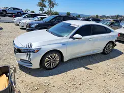 1HGCV3F13JA010437 2018 HONDA ACCORD