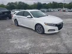 1HGCV3F13JA015640 2018 HONDA ACCORD