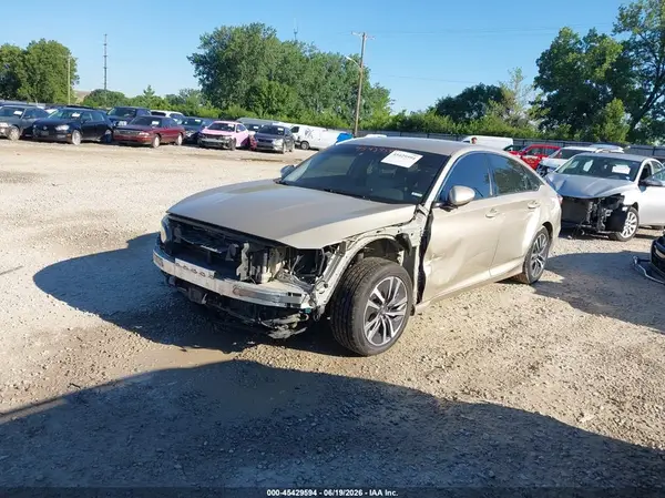 1HGCV3F14JA013203 2018 HONDA ACCORD - Image 2
