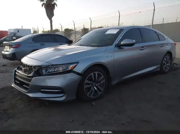 1HGCV3F14KA003921 2019 HONDA ACCORD - Image 2