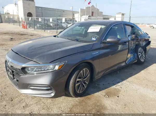1HGCV3F15JA005269 2018 HONDA ACCORD - Image 2