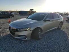 1HGCV3F15JA013209 2018 HONDA ACCORD