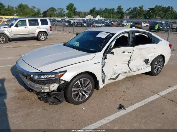 1HGCV3F15KA006035 2019 HONDA ACCORD - Image 2