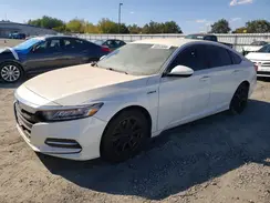 1HGCV3F16JA000338 2018 HONDA ACCORD