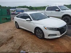1HGCV3F17JA000882 2018 HONDA ACCORD
