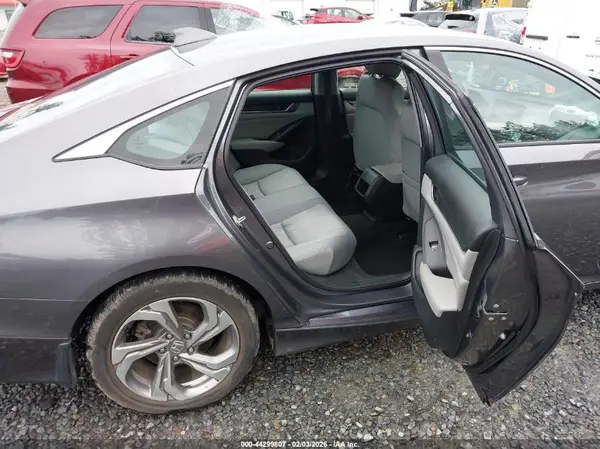 1HGCV3F17KA008398 2019 HONDA ACCORD - Image 8