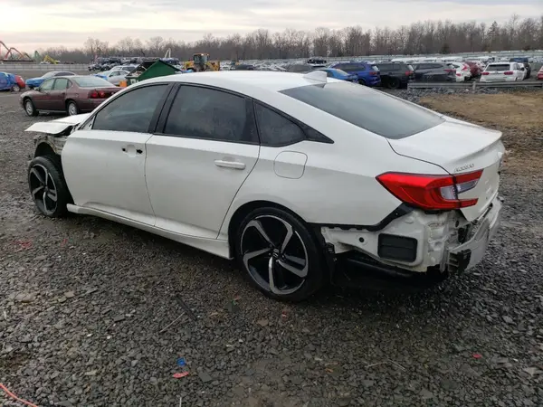 1HGCV3F17KA010989 2019 HONDA ACCORD - Image 2
