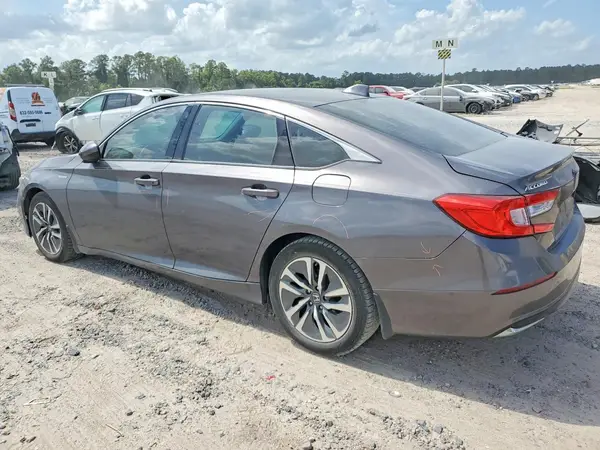 1HGCV3F18JA010837 2018 HONDA ACCORD - Image 2