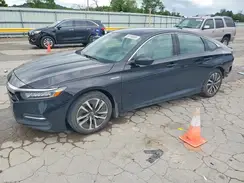 1HGCV3F18JA013611 2018 HONDA ACCORD