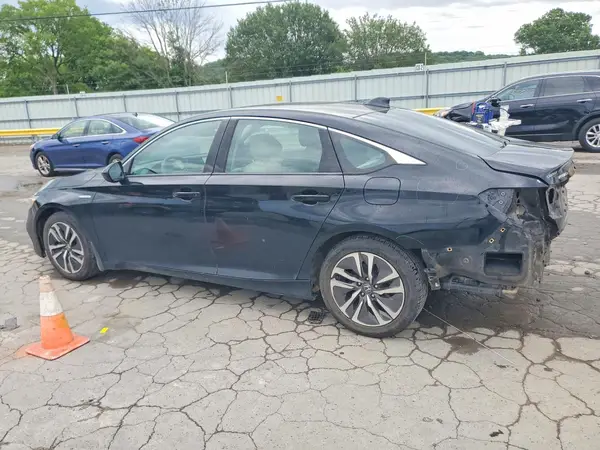 1HGCV3F18JA013611 2018 HONDA ACCORD - Image 2