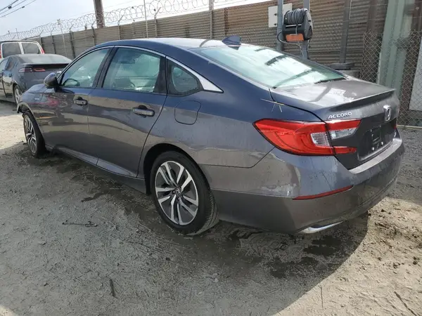 1HGCV3F18JA016699 2018 HONDA ACCORD - Image 2