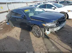 1HGCV3F18KA017689 2019 HONDA ACCORD
