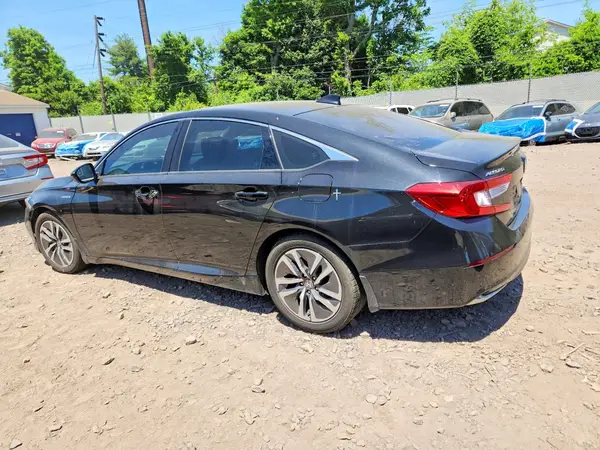 1HGCV3F18KA019734 2019 HONDA ACCORD - Image 2