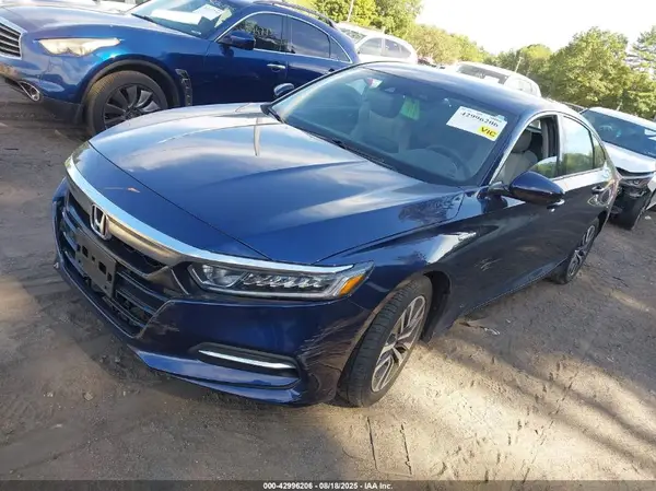 1HGCV3F18LA017256 2020 HONDA ACCORD - Image 2