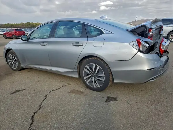 1HGCV3F19JA010877 2018 HONDA ACCORD - Image 2