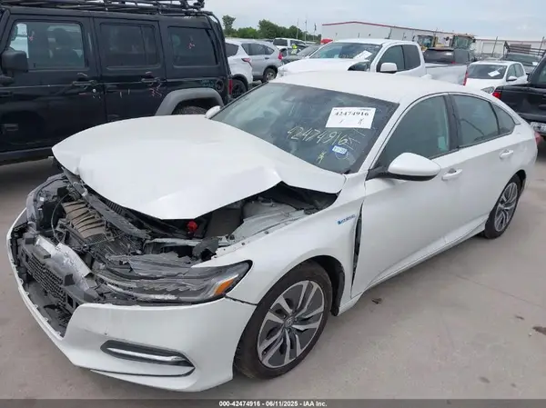 1HGCV3F19KA019919 2019 HONDA ACCORD - Image 2