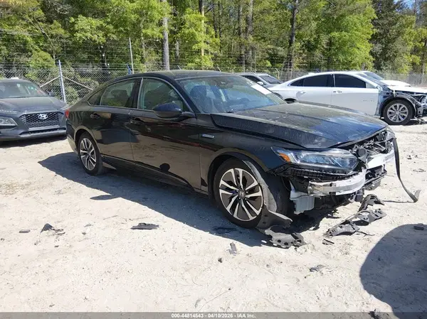 1HGCV3F1XJA000391 2018 HONDA ACCORD - Image 2