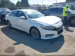 1HGCV3F1XJA003839 2018 HONDA ACCORD