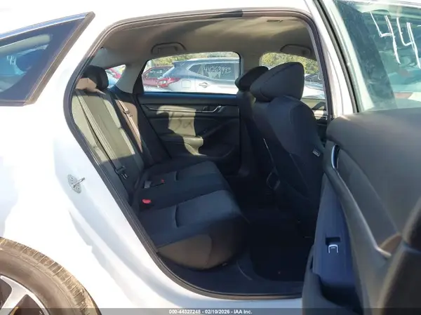 1HGCV3F1XJA006773 2018 HONDA ACCORD - Image 8