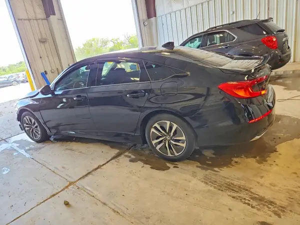 1HGCV3F1XLA012043 2020 HONDA ACCORD - Image 2