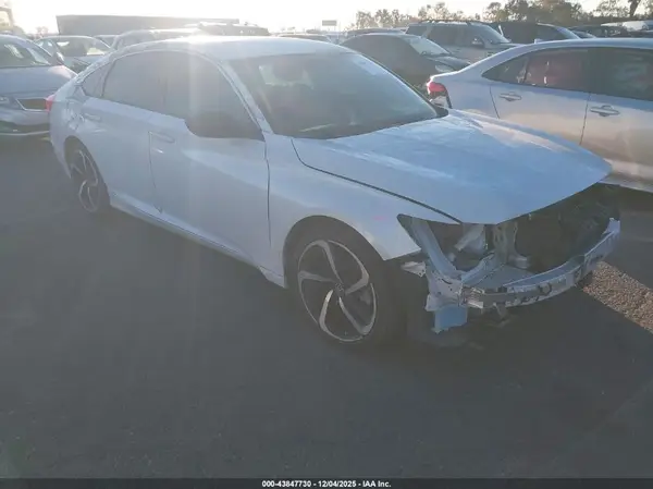 1HGCV3F21NA020494 2022 HONDA ACCORD - Image 1