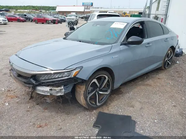 1HGCV3F21NA038073 2022 HONDA ACCORD - Image 2