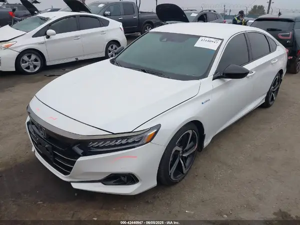 1HGCV3F22NA043895 2022 HONDA ACCORD - Image 2