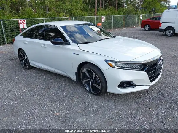 1HGCV3F26NA037243 2022 HONDA ACCORD - Image 1