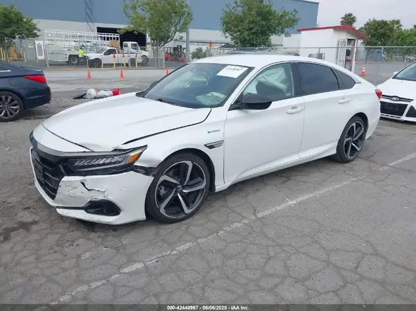 1HGCV3F27NA038904 2022 HONDA ACCORD - Image 2