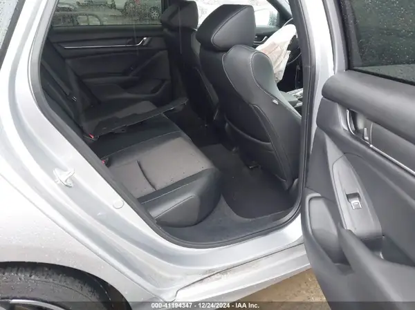 1HGCV3F27NA039860 2022 HONDA ACCORD - Image 8