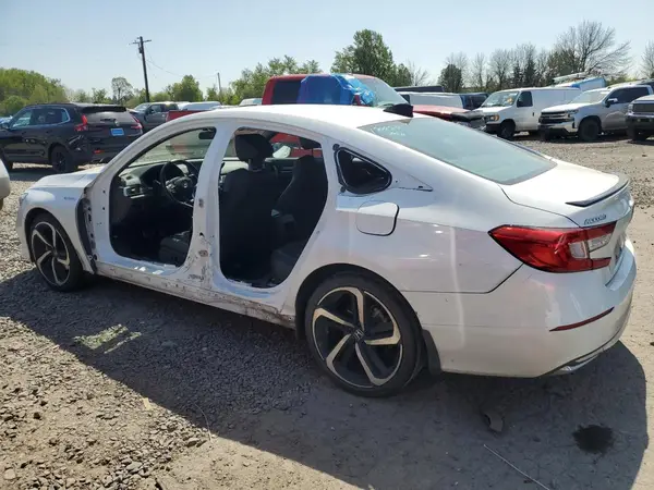 1HGCV3F28NA037163 2022 HONDA ACCORD - Image 2