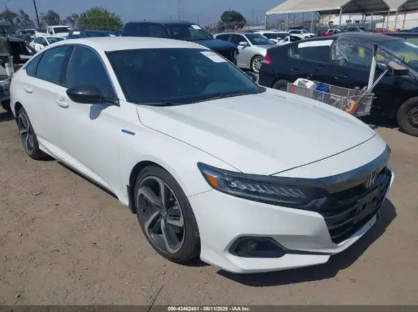 1HGCV3F28NA037261 2022 HONDA ACCORD - Image 1