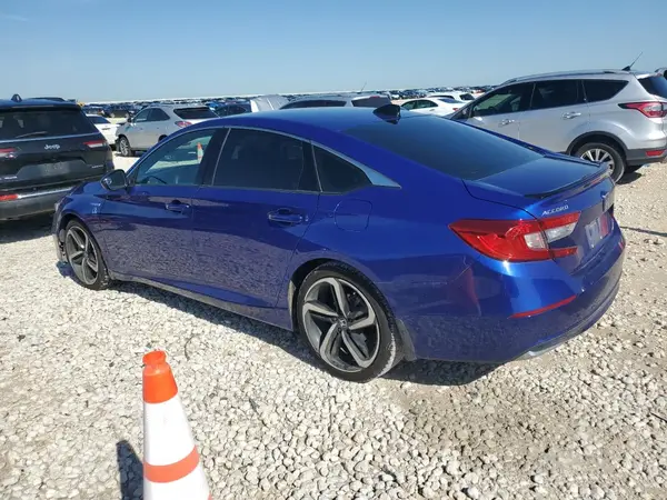 1HGCV3F28NA038989 2022 HONDA ACCORD - Image 2