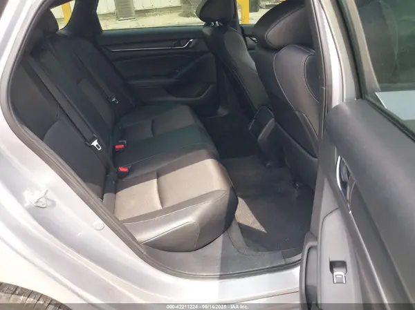 1HGCV3F28NA039477 2022 HONDA ACCORD - Image 8