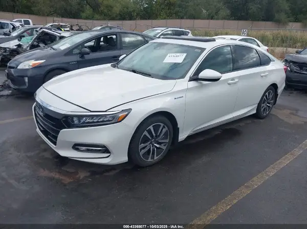 1HGCV3F40JA004282 2018 HONDA ACCORD - Image 2