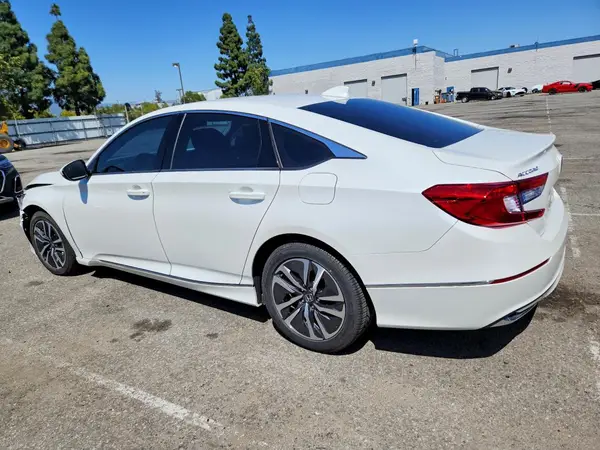 1HGCV3F40JA016545 2018 HONDA ACCORD - Image 2