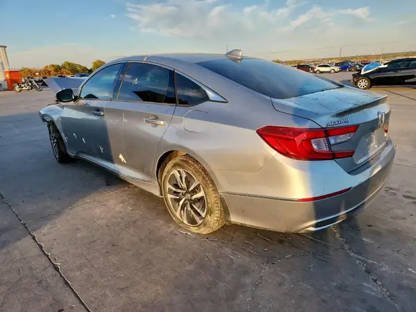 1HGCV3F40KA006616 2019 HONDA ACCORD - Image 2